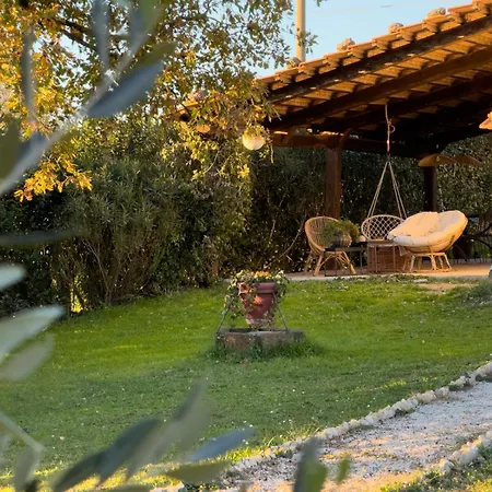 Casale Le Brecce Bed and breakfast