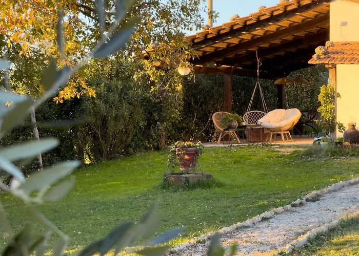 Casale Le Brecce Bed & Breakfast