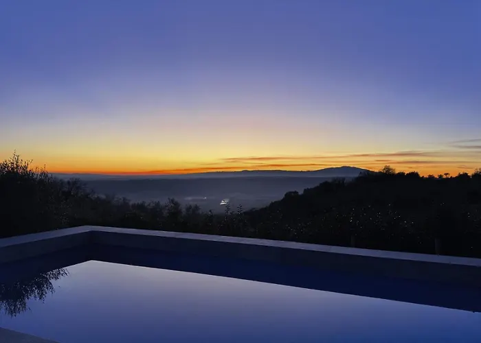 Casale Le Brecce Bed & Breakfast 3*